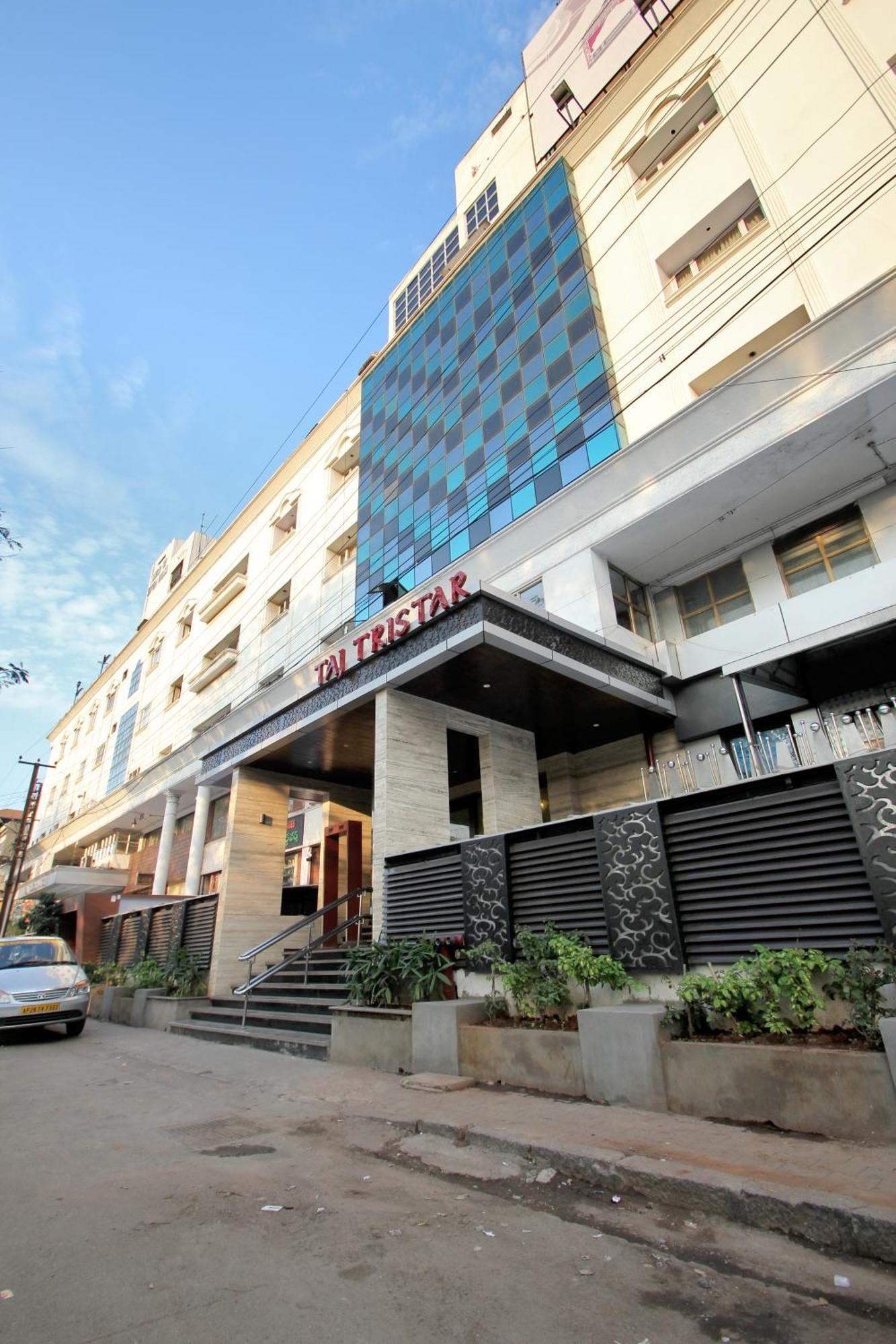 Taj Tristar Otel Haydarabad Dış mekan fotoğraf